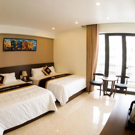 Square Hostel